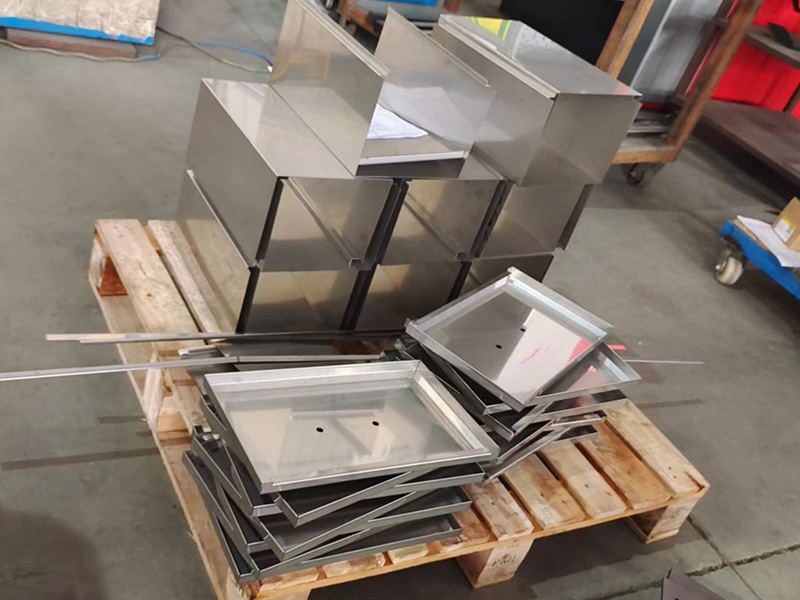 أغلفة معدنية معدنية مخصصة -Precision Metal Fabrication Services