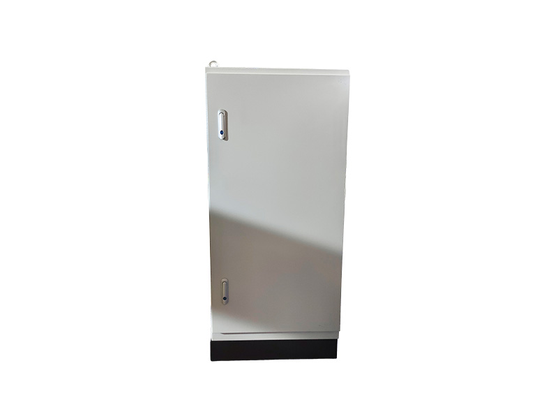 خزانة توزيع الطاقة المستقلة PRO-TEX Enclosures-Freestanding Power Distribution Cabinet (باللغة الإنجليزية)