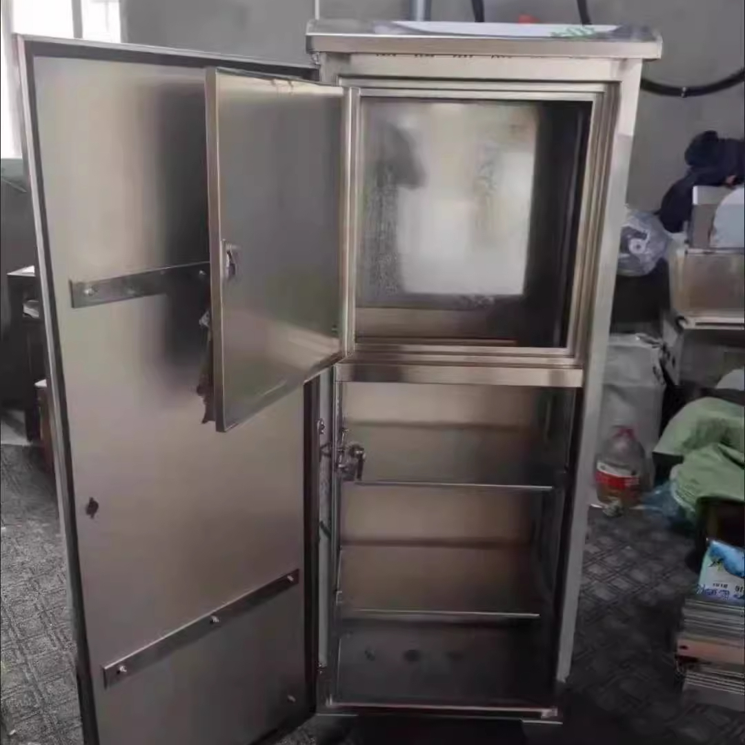 The Definitive Guide to Stainless Steel Electrical Control Cabinet Enclosures (باللغة الإنجليزية)