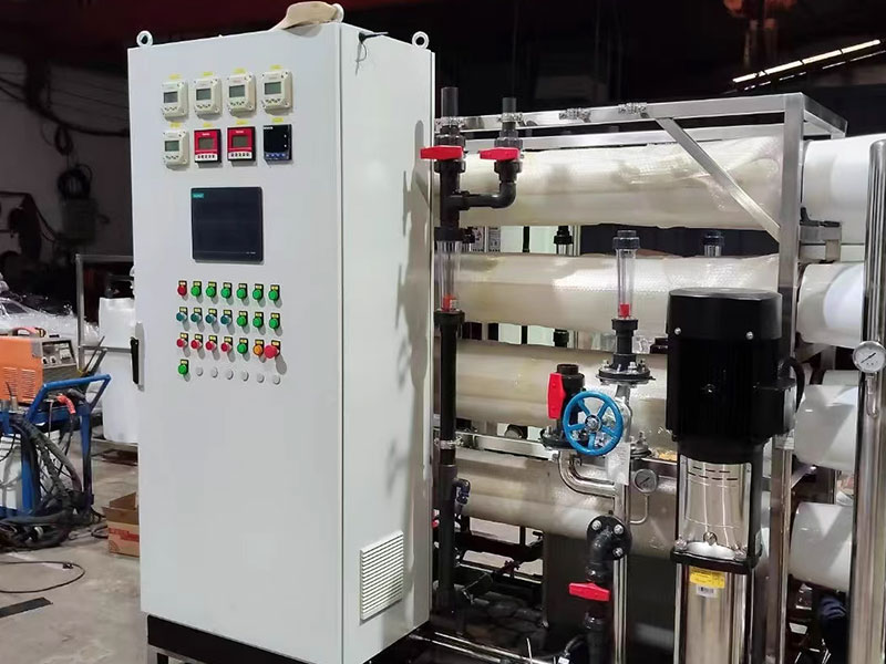 كيف يمكن لخزانة مجموعة مولدات أن تقلل من الضوضاء ومقاومة الطقس مقارنة بمقاومة الصوت أيهما أفضل لك؟